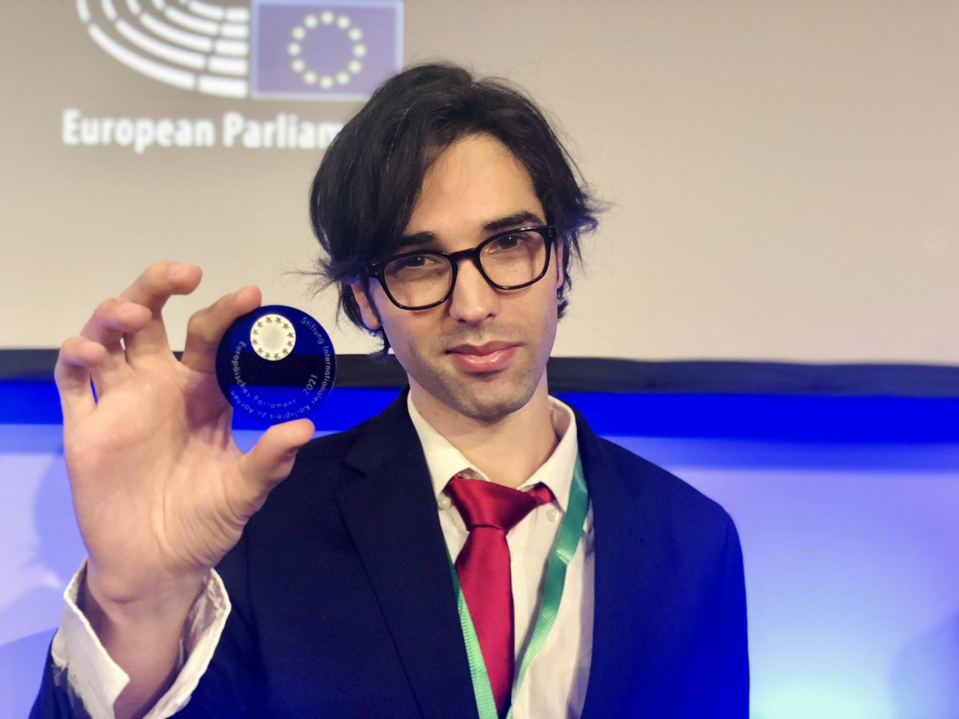 Bd1238eb c852 4211 b78e bf5d6a2d6864